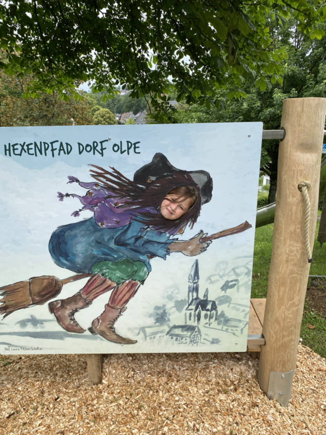 Aufsteller am Spielplatz Glockenberg